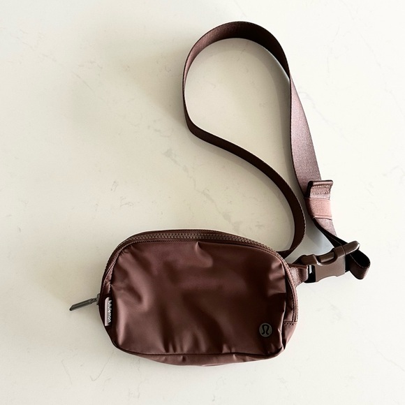 lululemon athletica Handbags - lululemon everywhere belt bag java